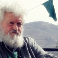 l’uomo che mangia le piante